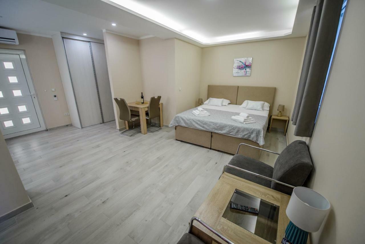 Apartment Vrutak Cattaro Esterno foto