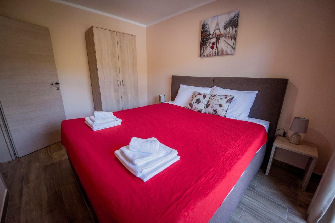 Apartment Vrutak Cattaro Esterno foto